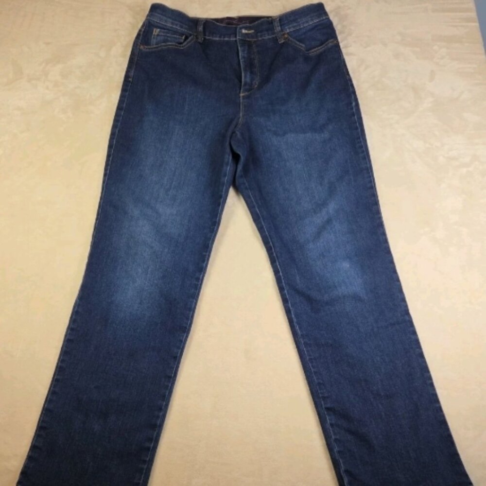 Gloria Vanderbilt Amanda Jeans Size 10 Medium Wash Straight Leg